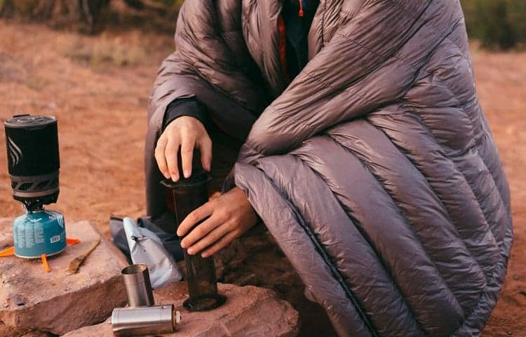 pros of survival blanket
